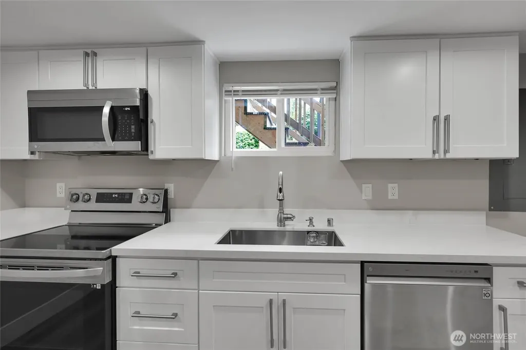 7901 16th Avenue SW Seattle WA 98106