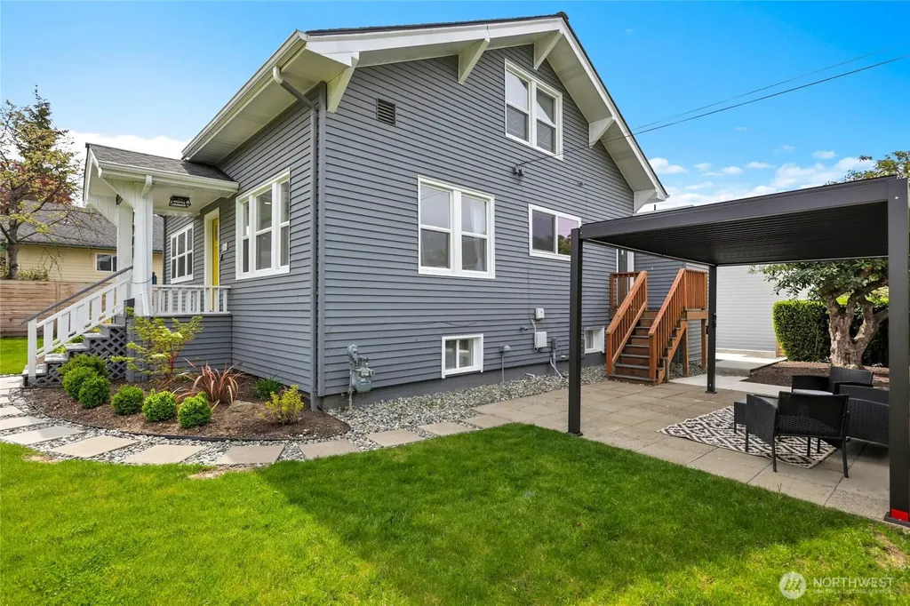 7901 16th Avenue SW Seattle WA 98106