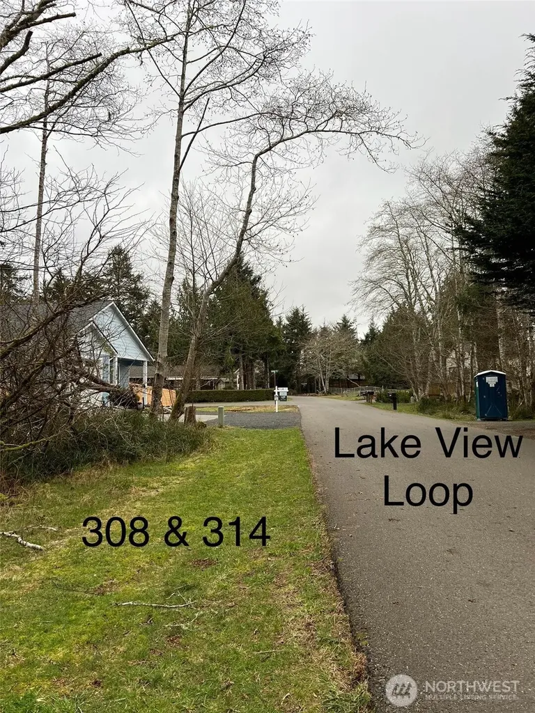 314 Lake View Loop NE Ocean Shores WA 98569