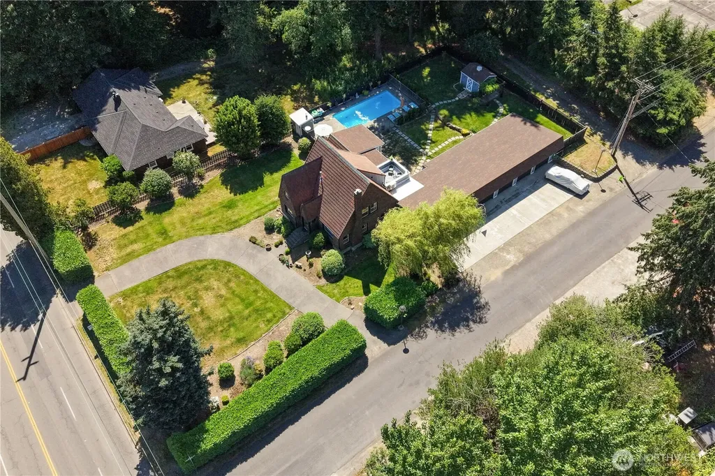 2504 72nd Street E Tacoma WA 98404