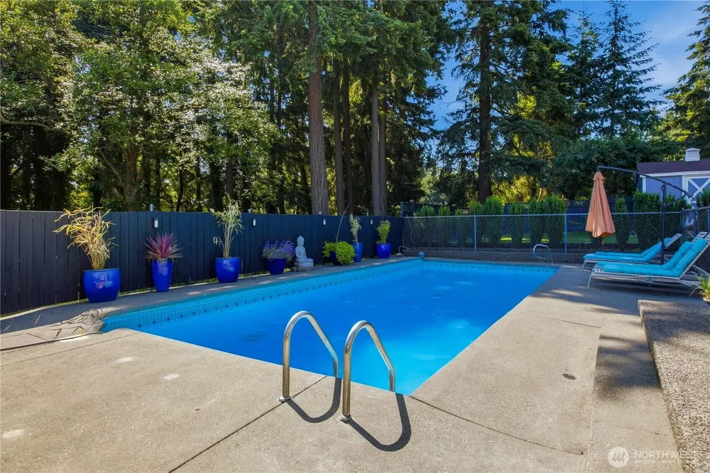 2504 72nd Street E Tacoma WA 98404