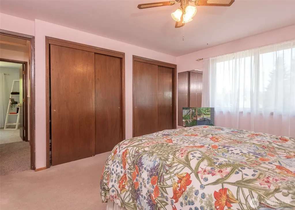 8821 221st Place SW Edmonds WA 98026