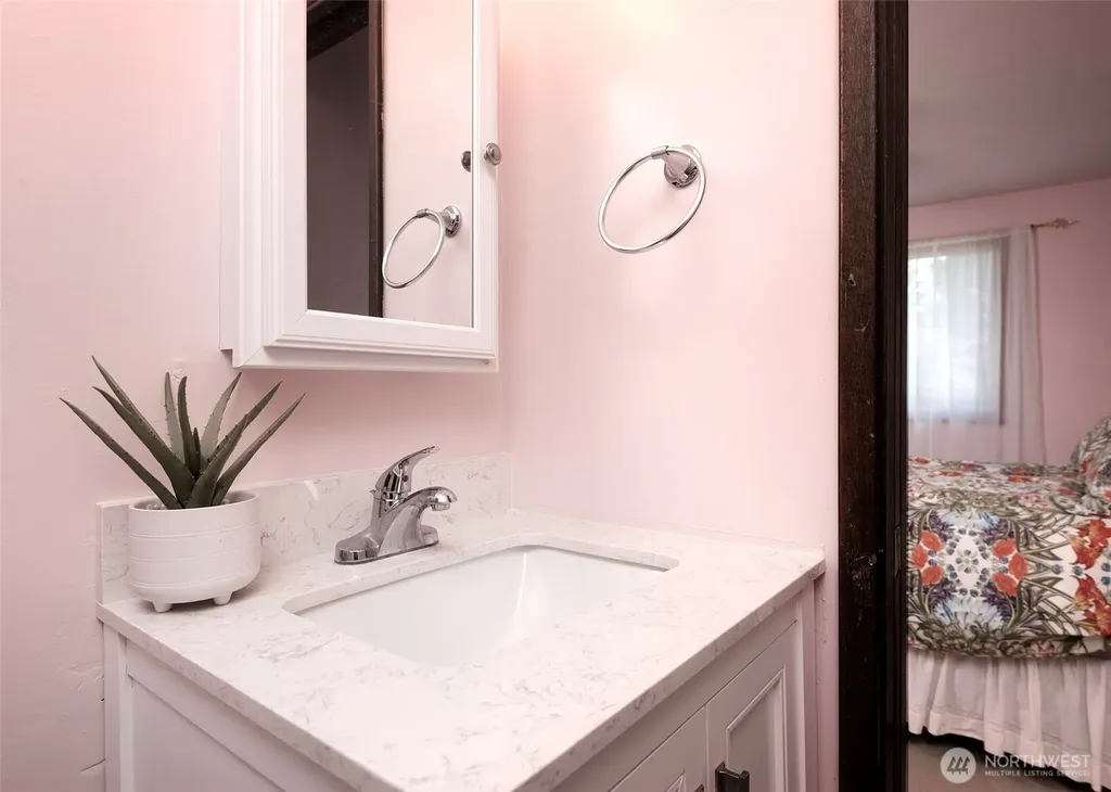 8821 221st Place SW Edmonds WA 98026
