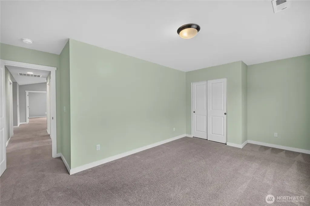 2981 SW Crestwood Drive Oak Harbor WA 98277