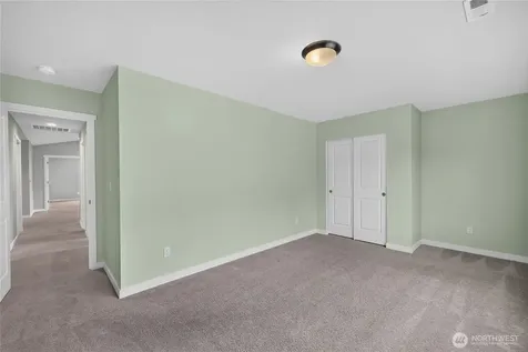 2981 SW Crestwood Drive Oak Harbor WA 98277