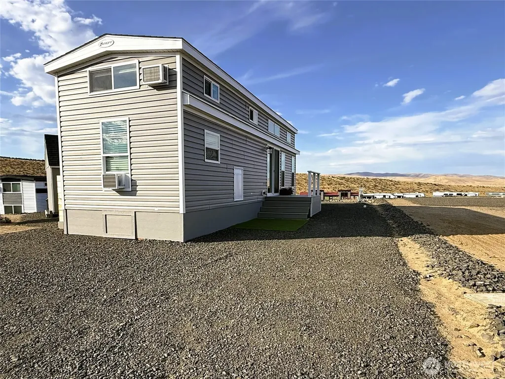 1769 Naches Wenas Road Selah WA 98942
