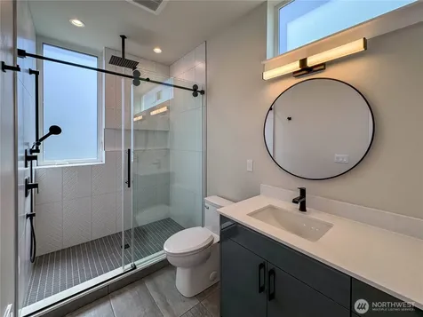6905 42nd Avenue S Seattle WA 98118