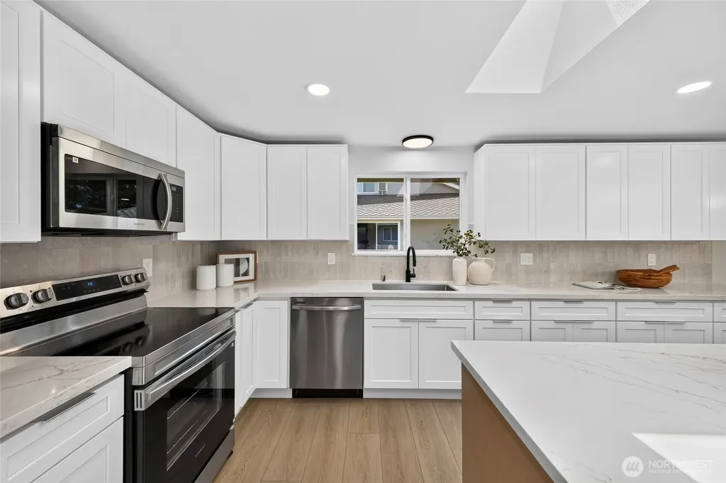 7608 90th Avenue SW Lakewood WA 98498
