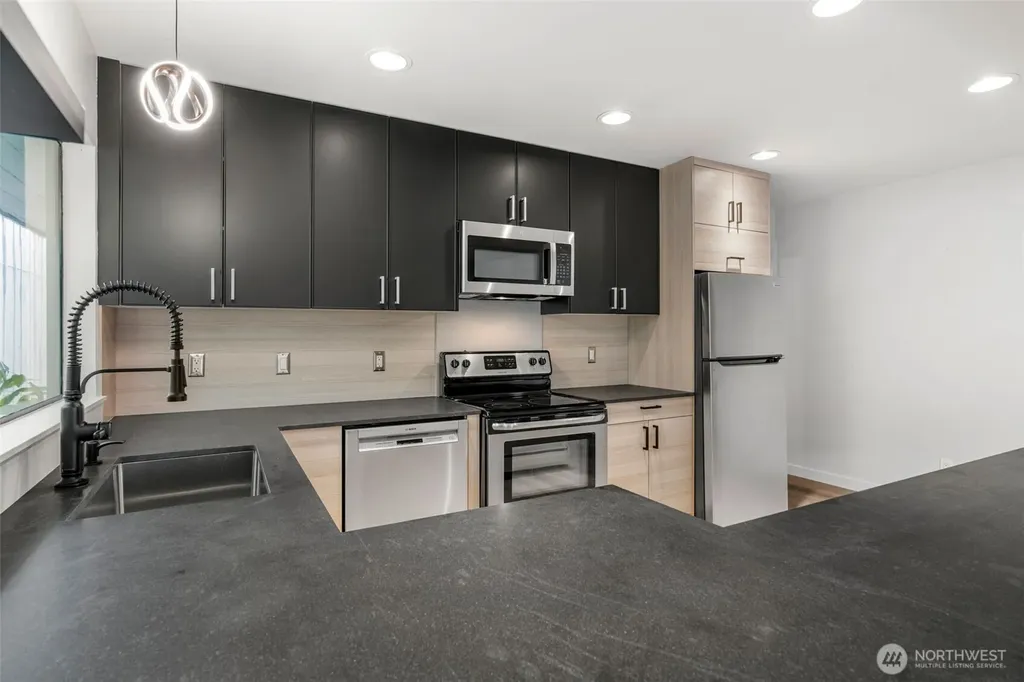 6553 Greenwood Avenue N Seattle WA 98103