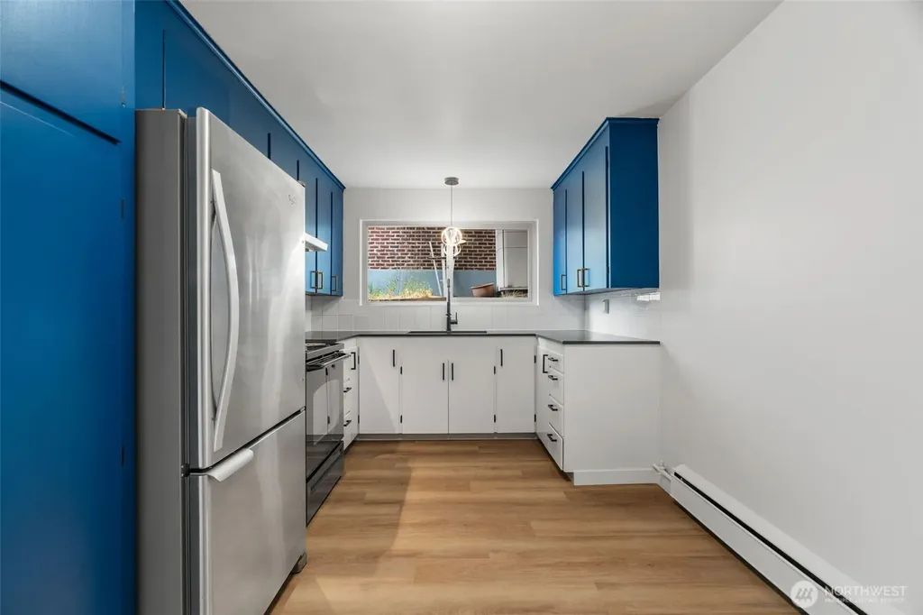 6553 Greenwood Avenue N Seattle WA 98103
