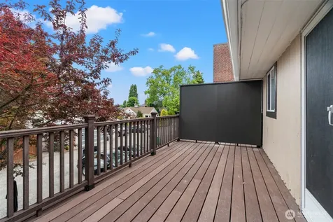6553 Greenwood Avenue N Seattle WA 98103