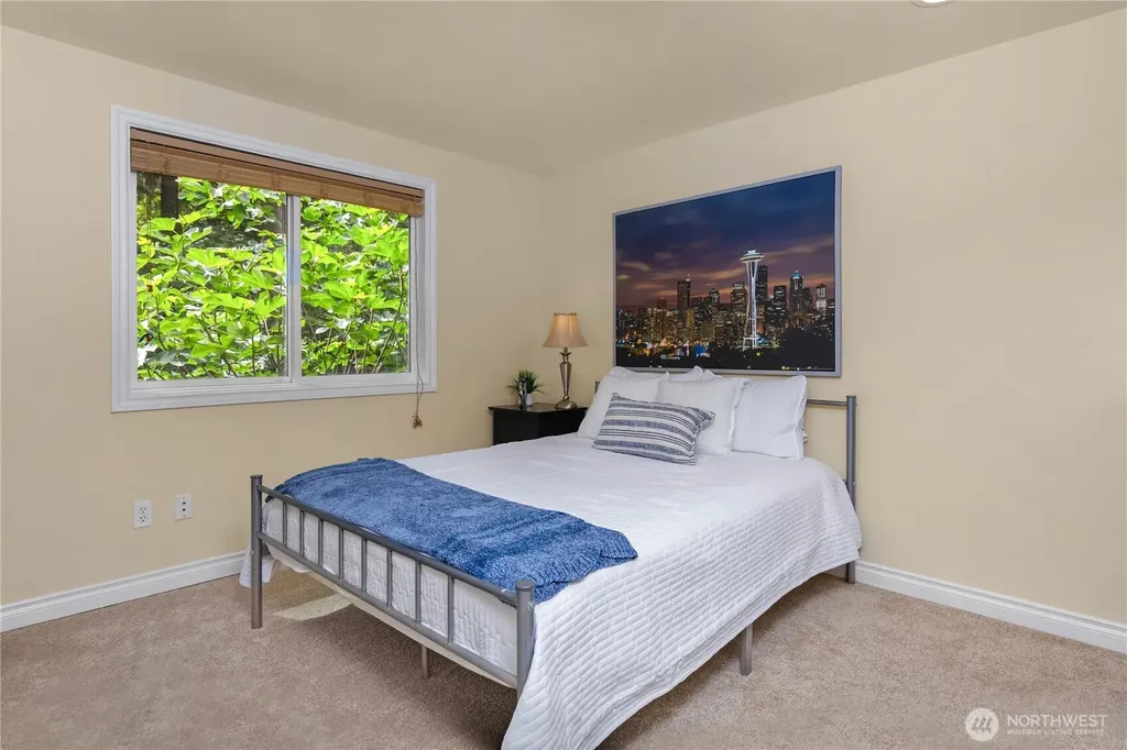5013 140th Avenue NE Bellevue WA 98005