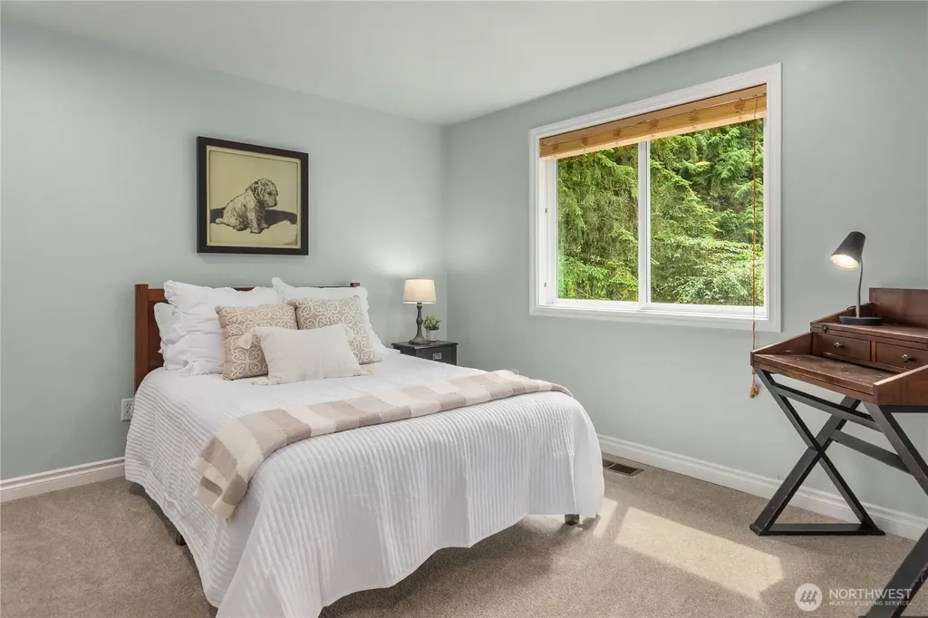 5013 140th Avenue NE Bellevue WA 98005