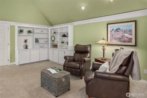 5013 140th Avenue NE Bellevue WA 98005