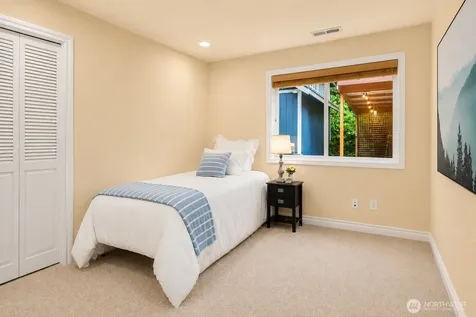 5013 140th Avenue NE Bellevue WA 98005
