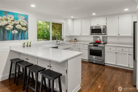 5013 140th Avenue NE Bellevue WA 98005