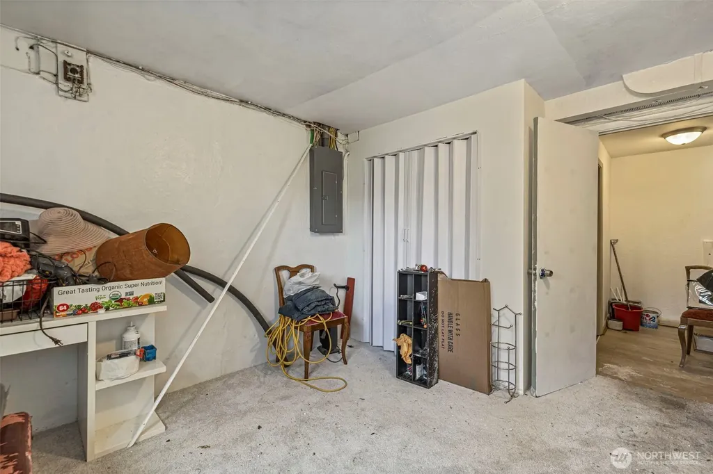 9628 5th Ave NE Seattle WA 98115