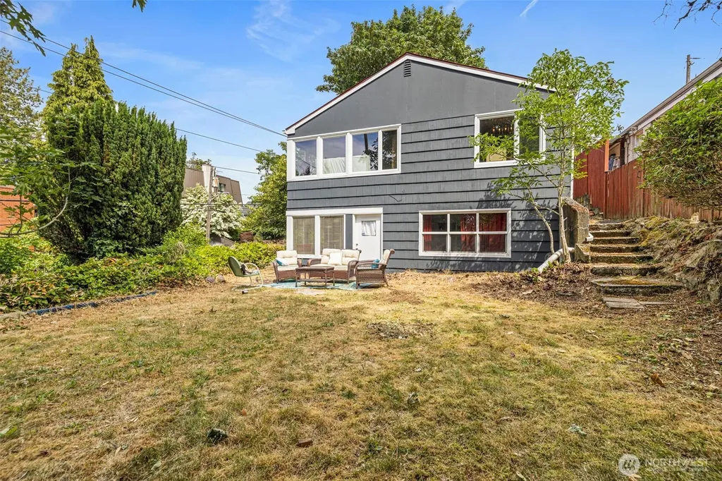 9628 5th Ave NE Seattle WA 98115