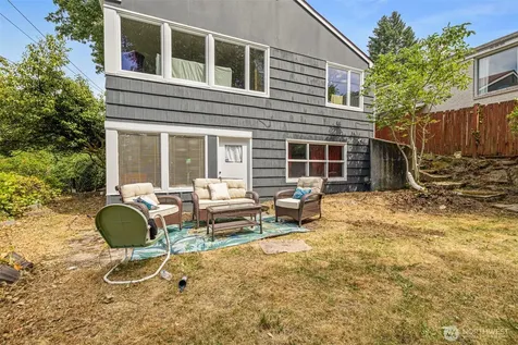 9628 5th Ave NE Seattle WA 98115
