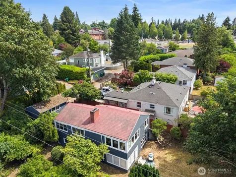 9628 5th Ave NE Seattle WA 98115