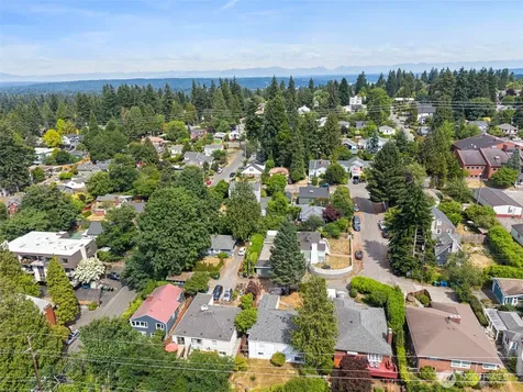 9628 5th Ave NE Seattle WA 98115