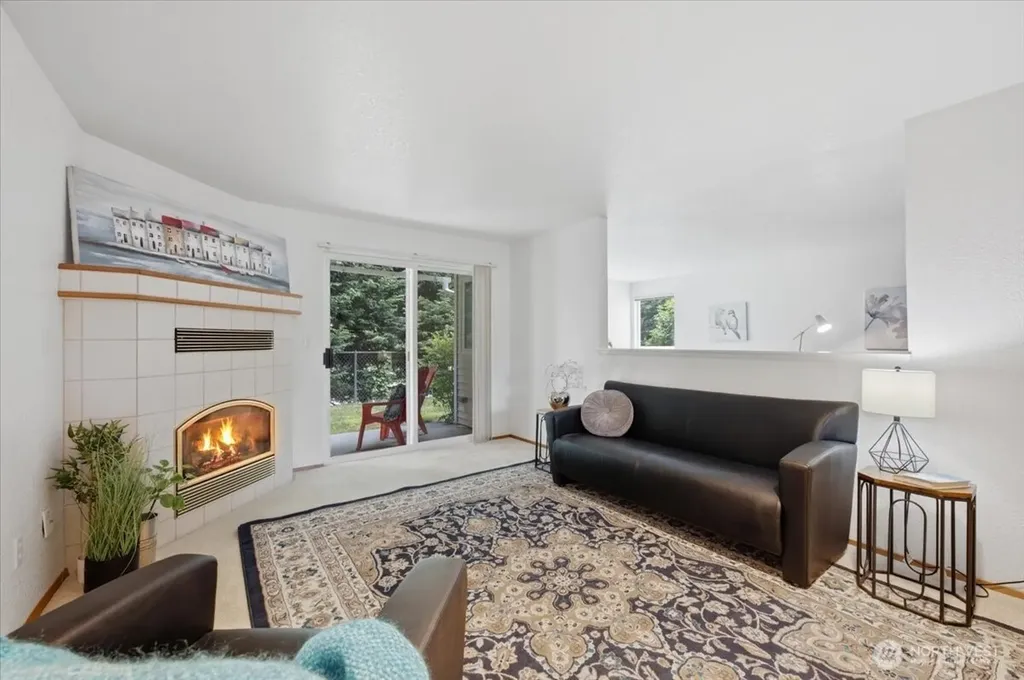 20617 28th Avenue W Lynnwood WA 98036