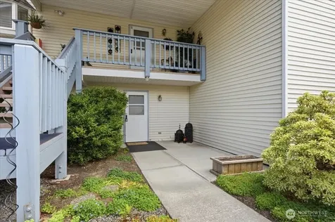 20617 28th Avenue W Lynnwood WA 98036