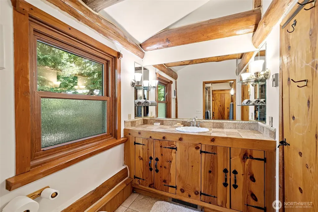 44725 SE 71st Street Snoqualmie WA 98065