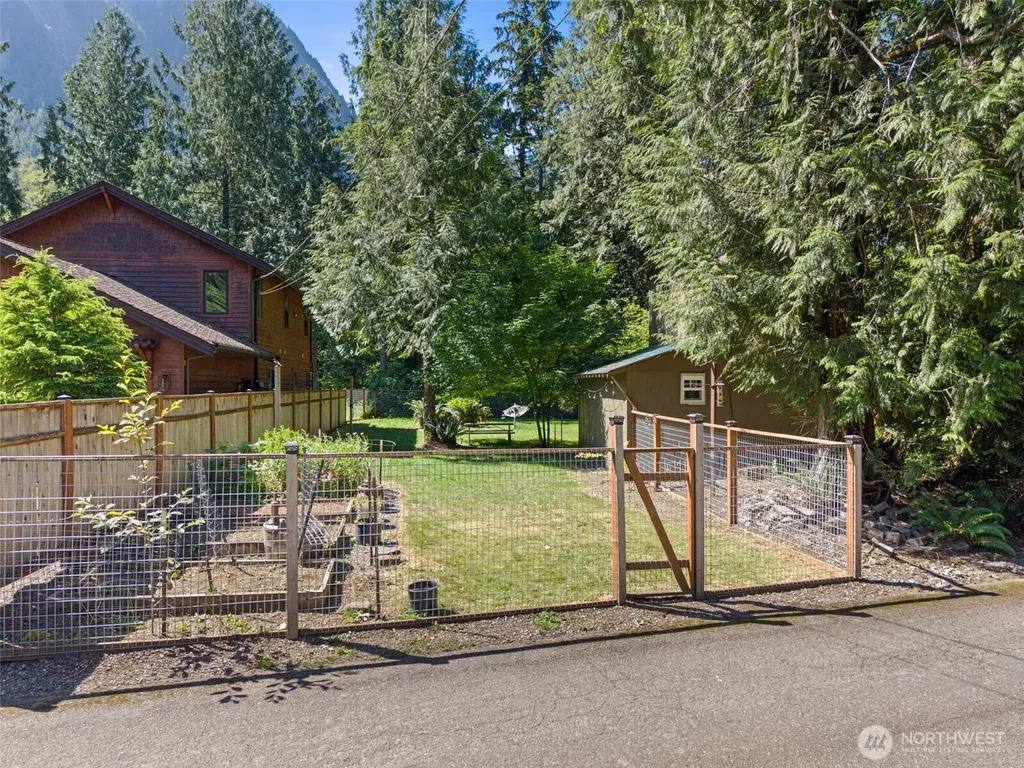 44725 SE 71st Street Snoqualmie WA 98065