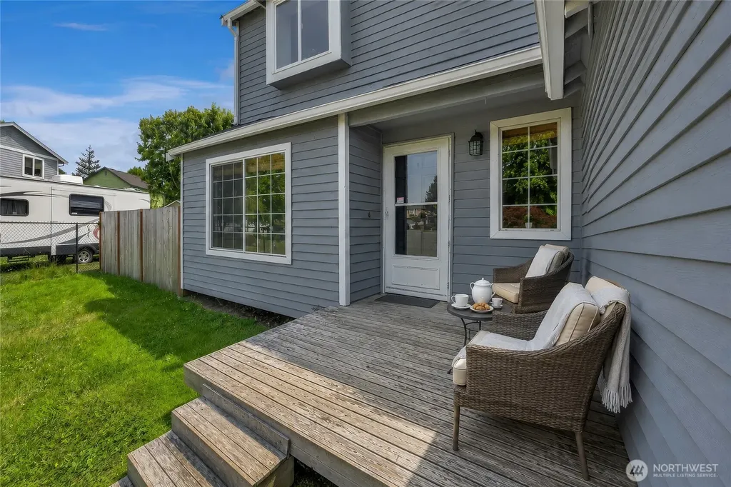 908 Baysinger Place Enumclaw WA 98022
