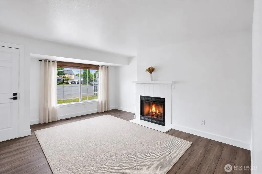 908 Baysinger Place Enumclaw WA 98022