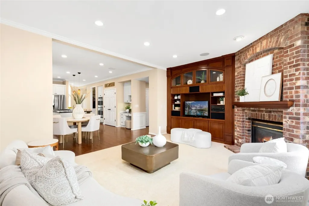 1770 267th Court SE Sammamish WA 98075