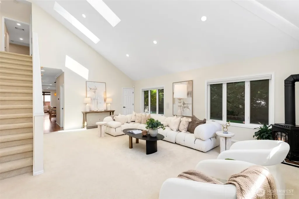 1770 267th Court SE Sammamish WA 98075