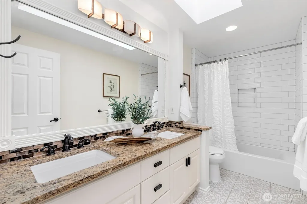 1770 267th Court SE Sammamish WA 98075