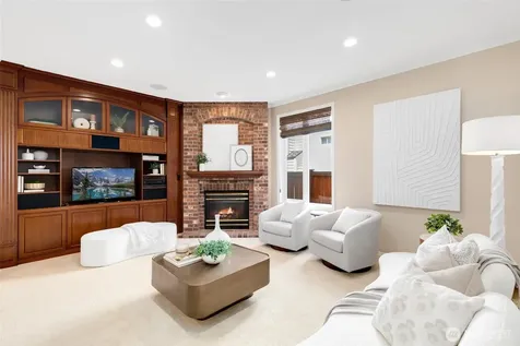1770 267th Court SE Sammamish WA 98075