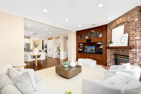 1770 267th Court SE Sammamish WA 98075