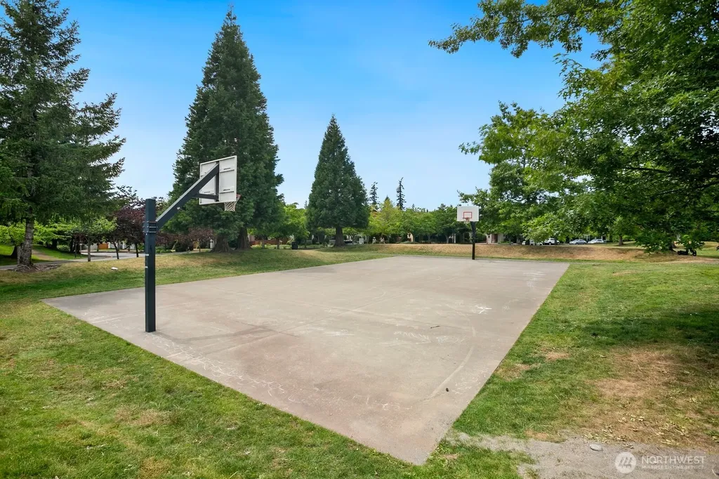 22727 NE Cascara Circle Redmond WA 98053