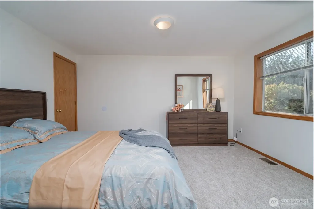2928 Briar Lea Loop SE Olympia WA 98501