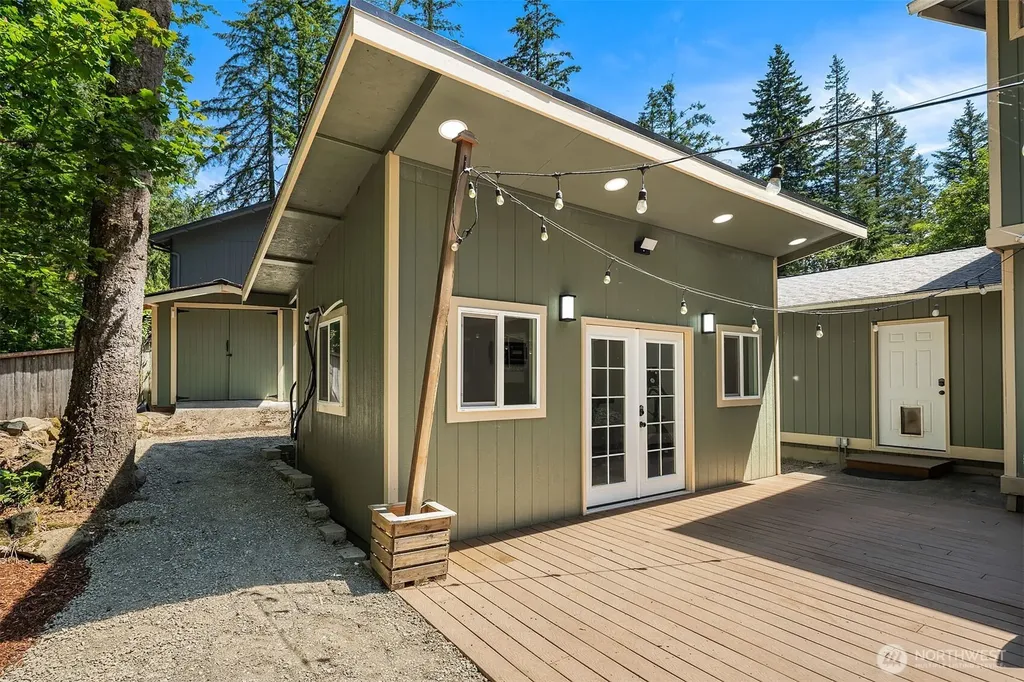 42300 SE 168th Court North Bend WA 98045