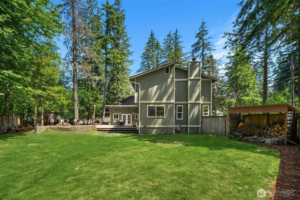 42300 SE 168th Court North Bend WA 98045