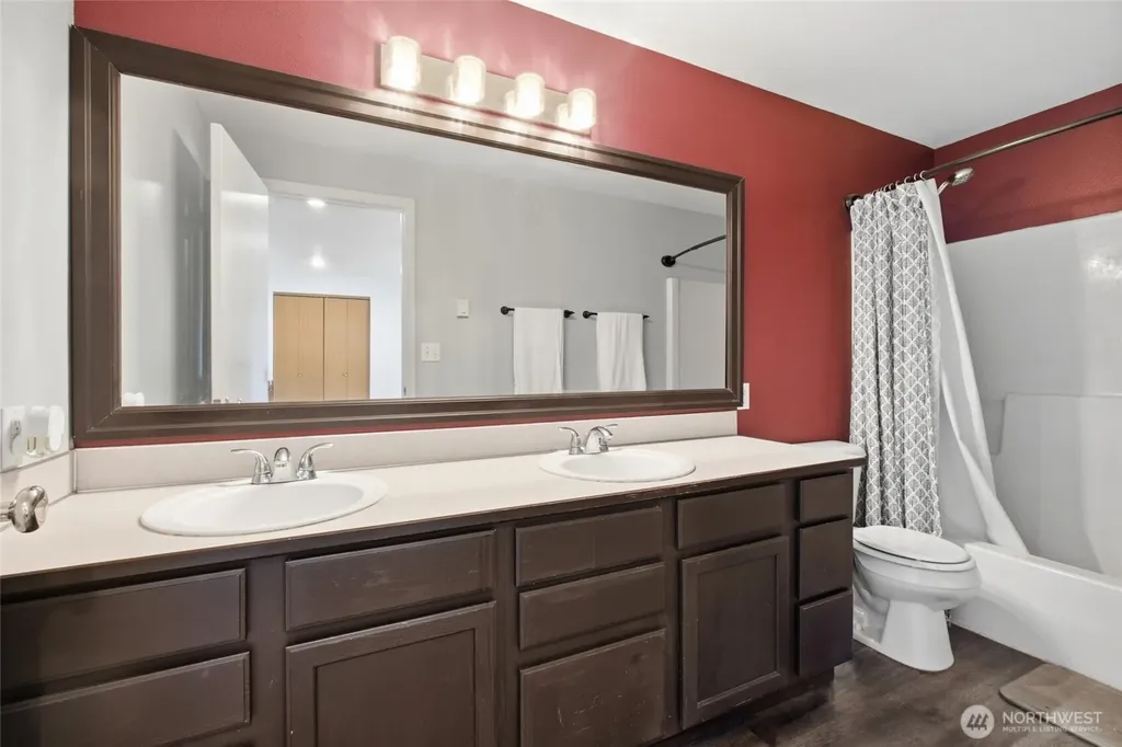 16305 107th Ct SE Yelm WA 98597