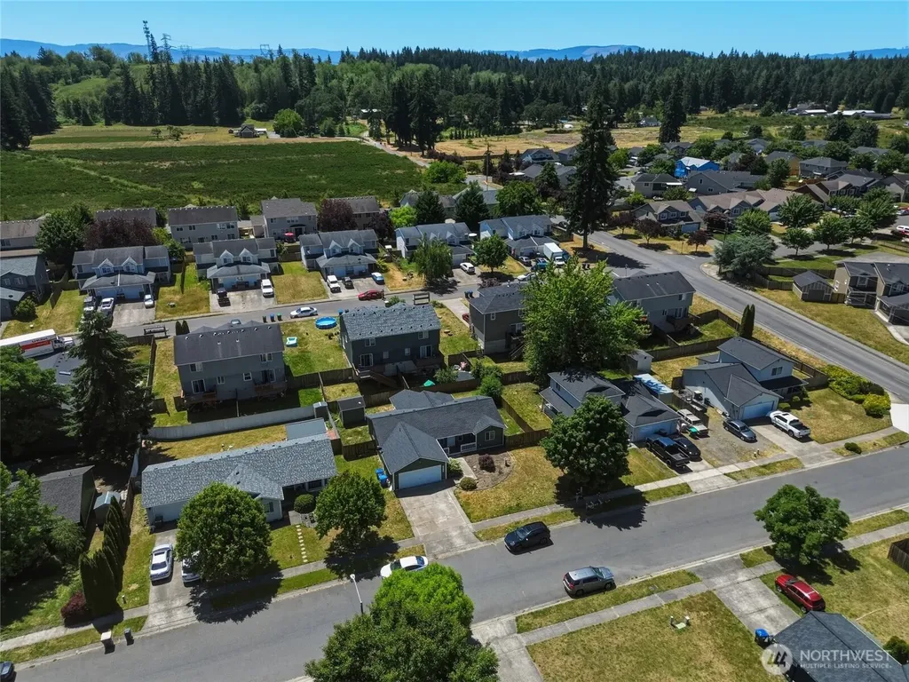 16305 107th Ct SE Yelm WA 98597