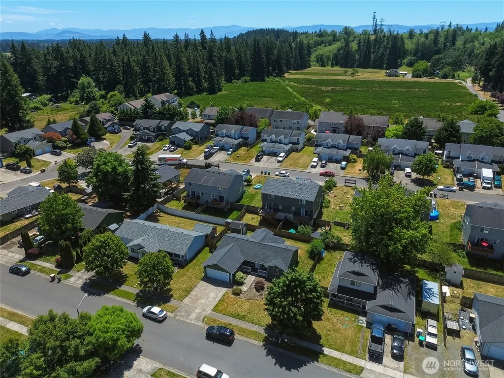 16305 107th Ct SE Yelm WA 98597