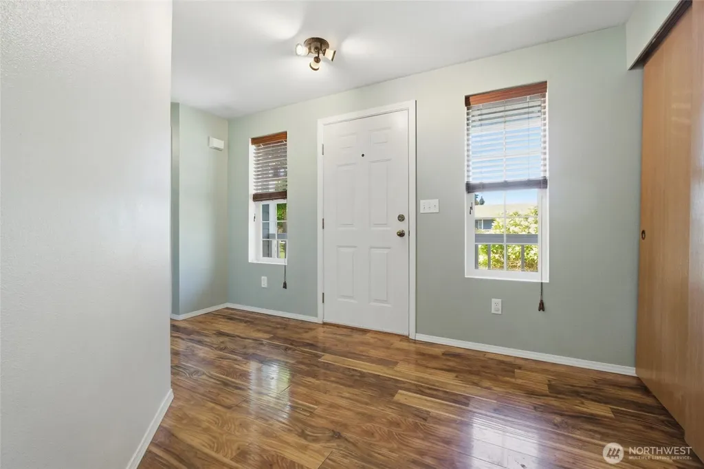 16305 107th Ct SE Yelm WA 98597