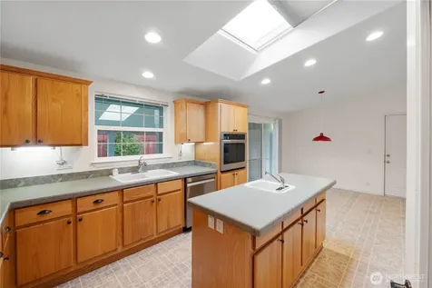 9820 197th Street E Graham WA 98338