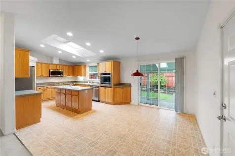 9820 197th Street E Graham WA 98338