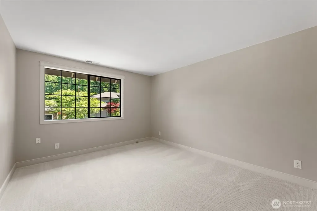 13509 SE 59th Street Bellevue WA 98006