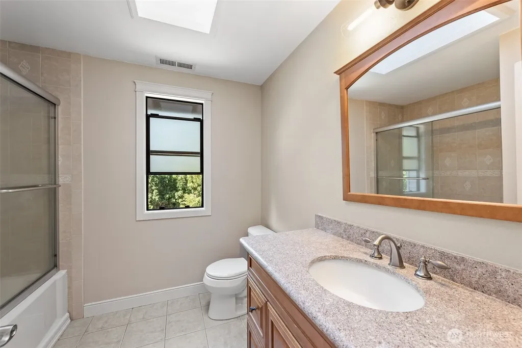13509 SE 59th Street Bellevue WA 98006