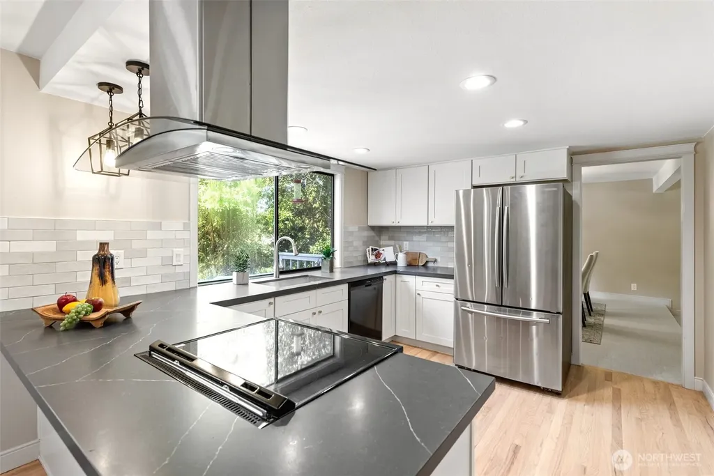 13509 SE 59th Street Bellevue WA 98006