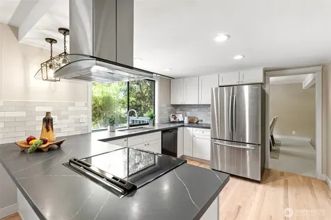 13509 SE 59th Street Bellevue WA 98006